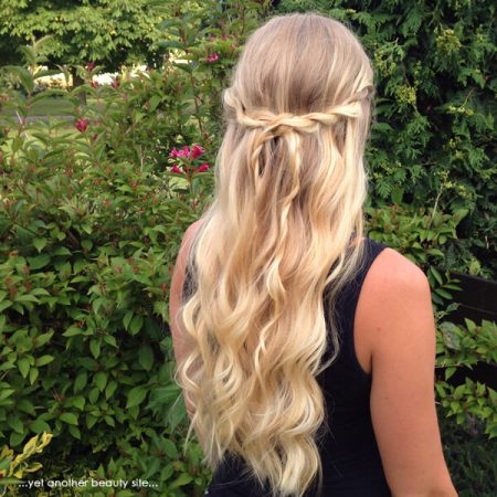 hairstyles with semi-gathered twist waves