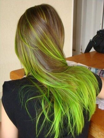 highlights of green colors