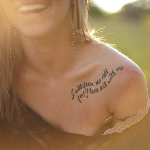 small-tattoos-for-women-shoulder-8 