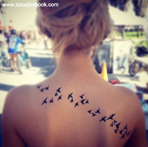 the-best-birds-tattoos-for-the-back 