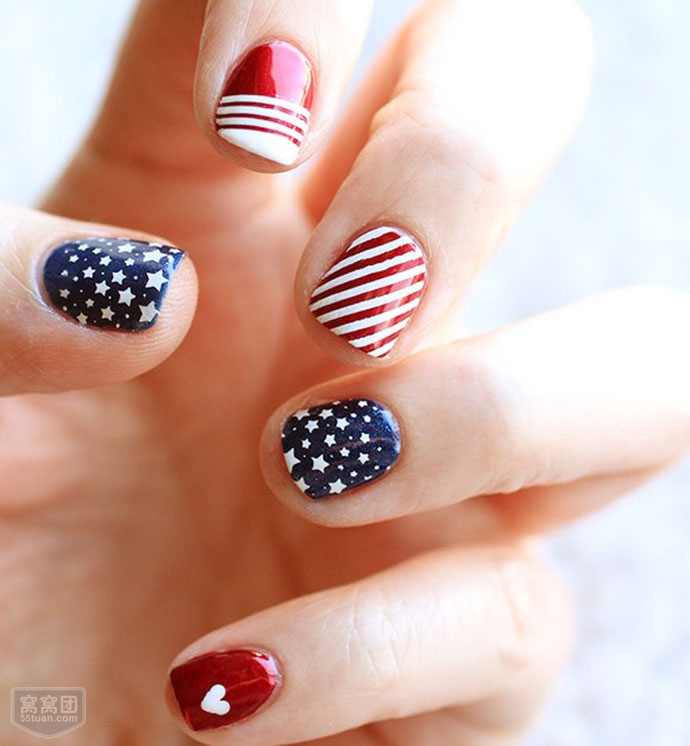 striped and dot nail designs