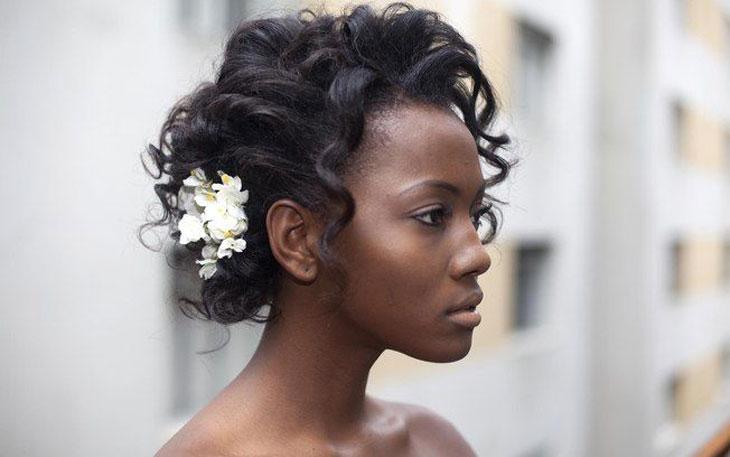 Delicate hairstyles for brides (Photo: Disclosure)