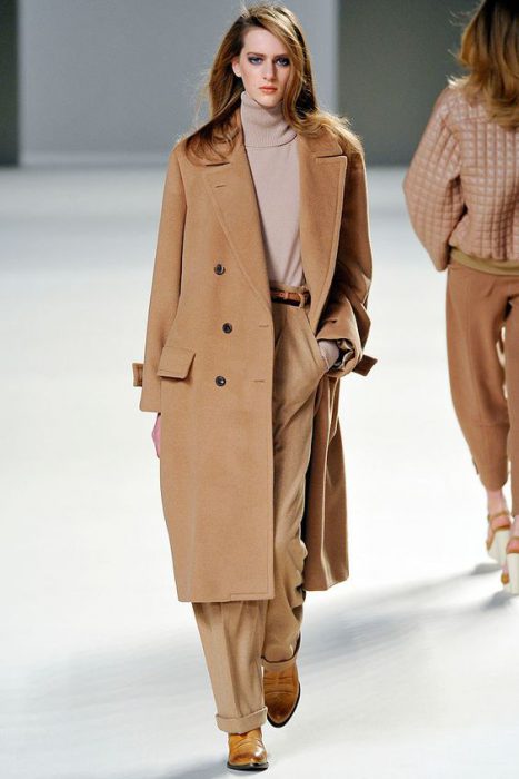 How to combine a beige jacket or coat for women - Trendy Queen ...