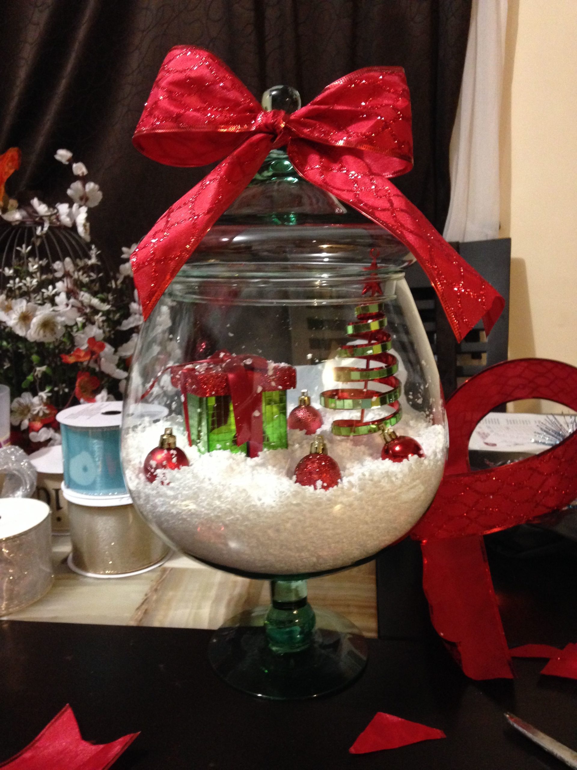 Glass Vase Christmas Arrangements