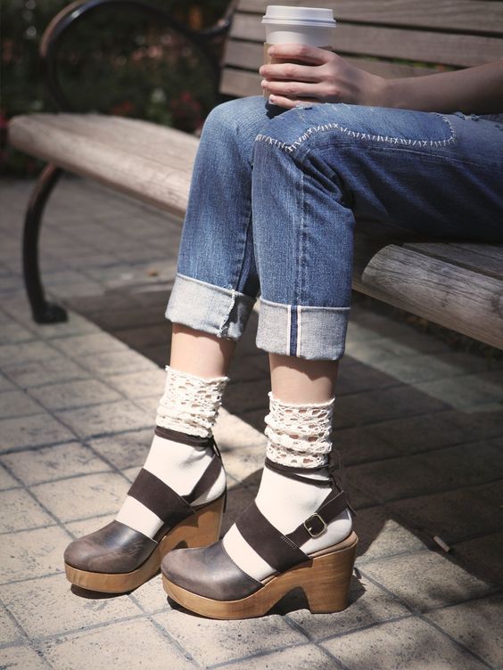 wooden clogs trend summer 2021