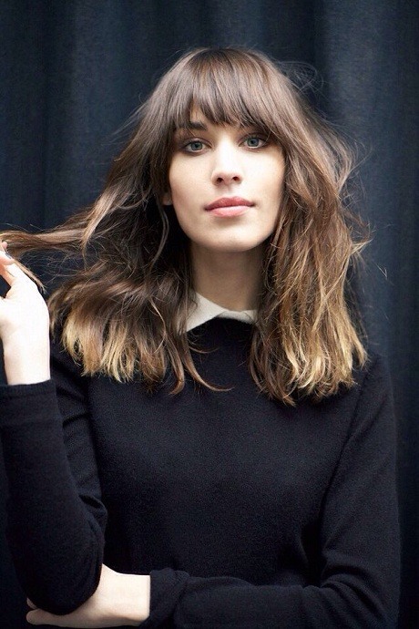 haircuts-for-long-face-medium-hair-long-bangs