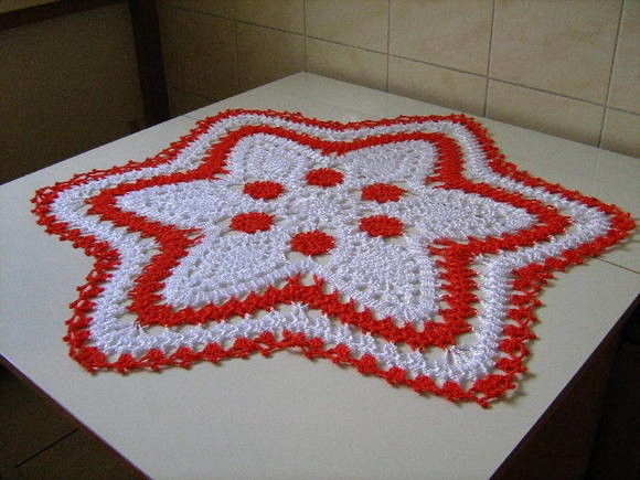 red star crochet towel