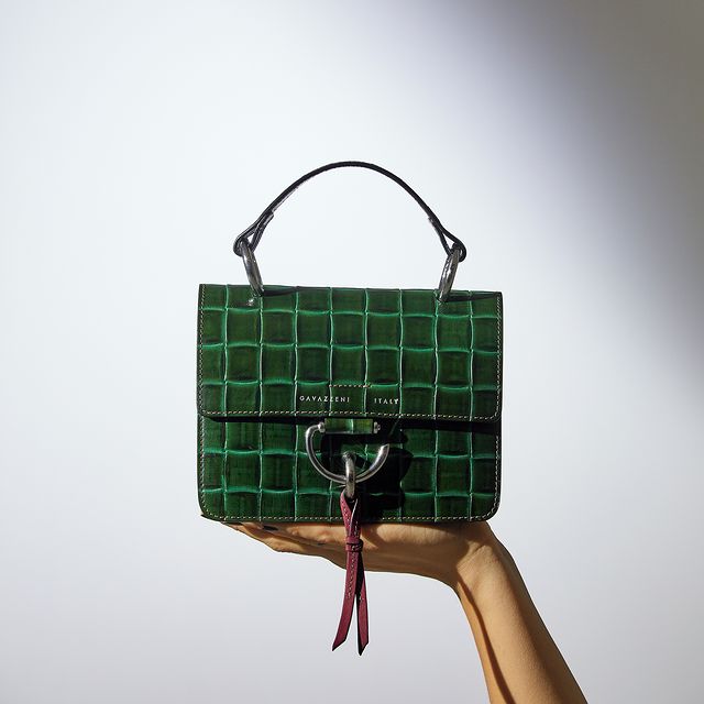 croc print bags trend 2021