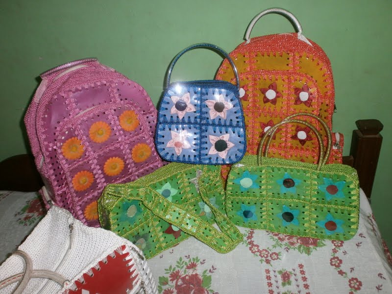 Handmade bag made with colored pet bottle