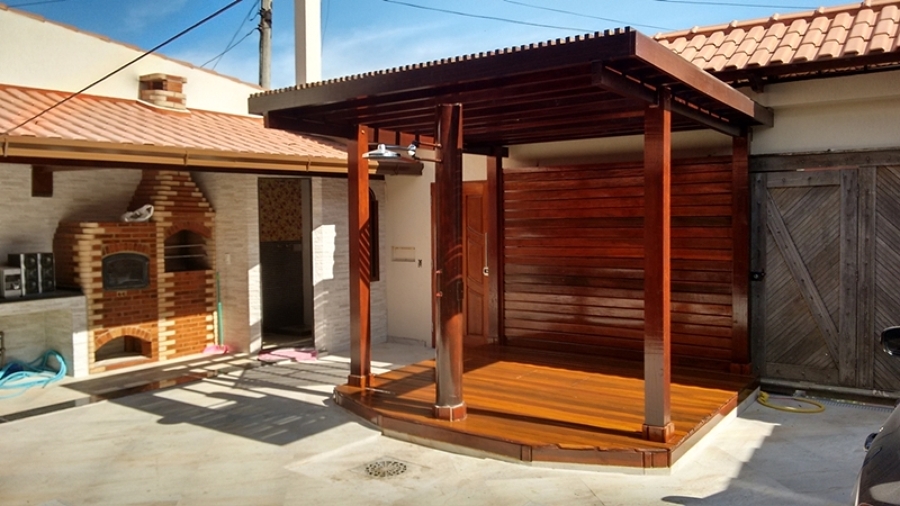 Pergola with small tile