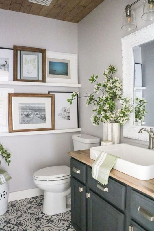 modern decor for small bathroom