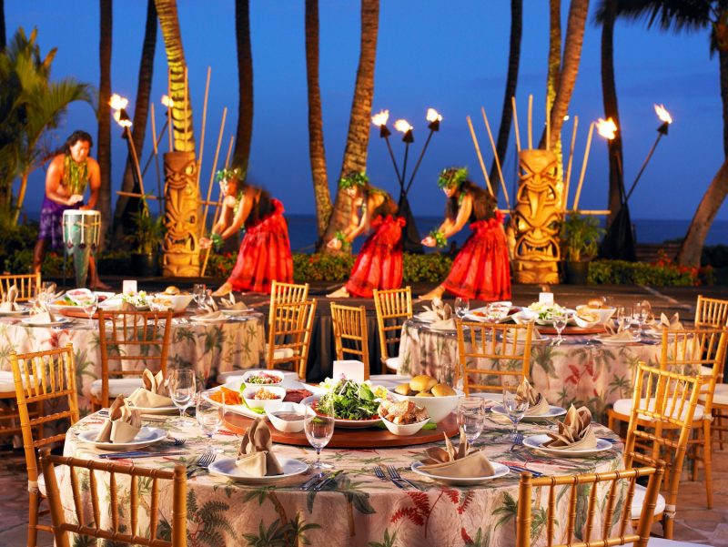 Outdoor Luau Decoration