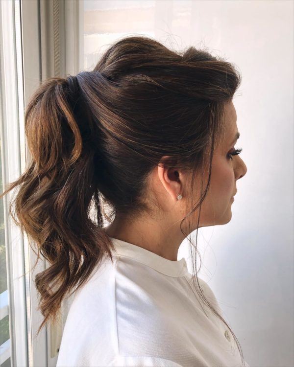 Trendy hairstyles in tik tok wavy ponytail 