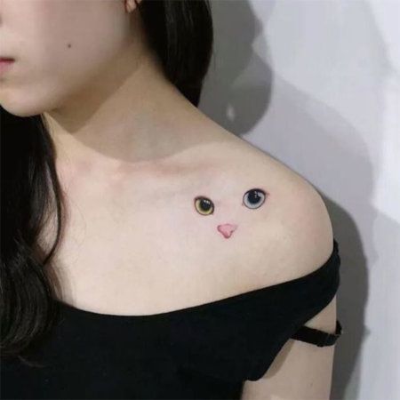 woman 3 - Minimalist tattoos