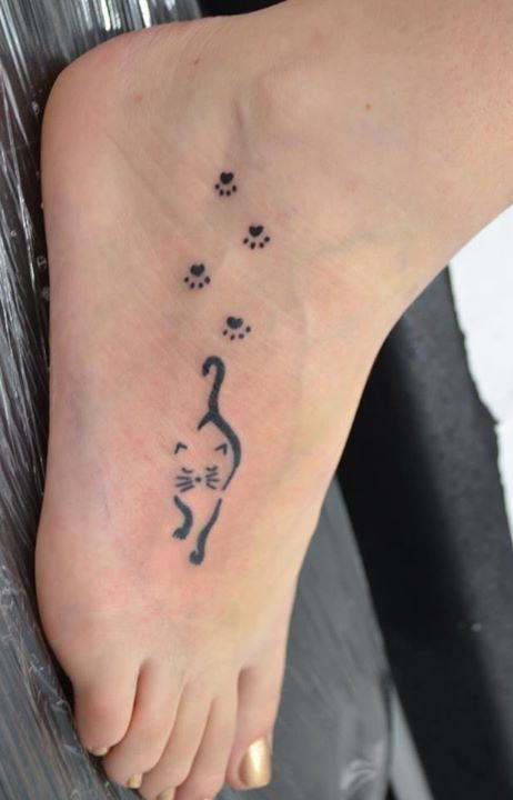 of cats 12 - Minimalist tattoos
