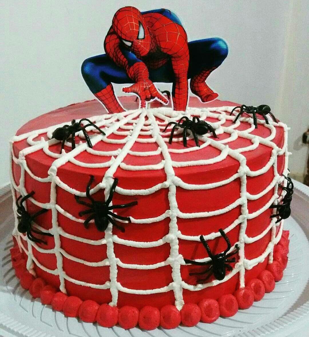 round spider man cake
