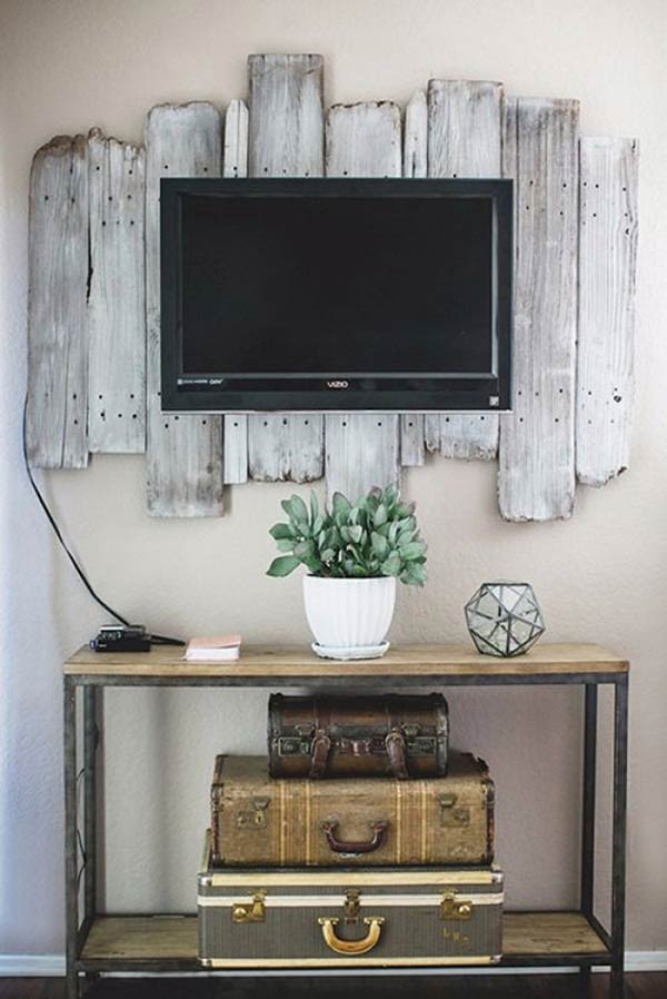 Rustic white pallet panel