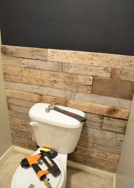 Bathroom pallet panel