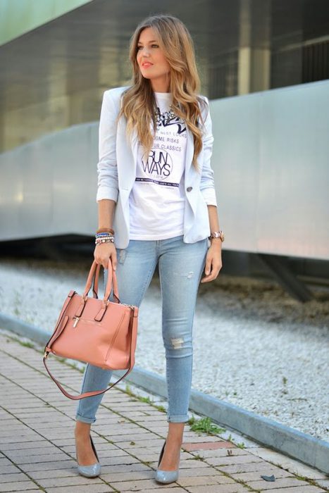 How to wear a blazer with a shirt or t-shirt - Trendy Queen : Leading ...