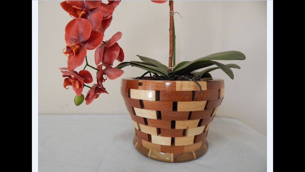 wooden cachepot