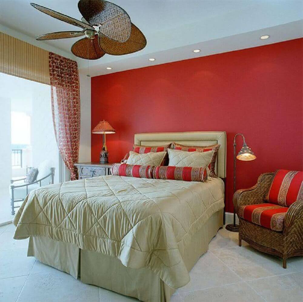 red and beige decoration