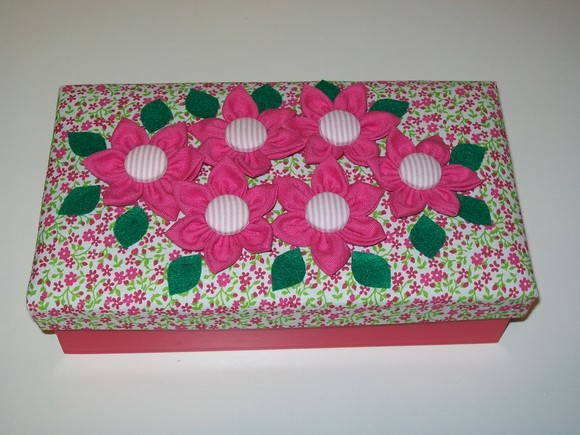 Mdf craft with fabric with flowers