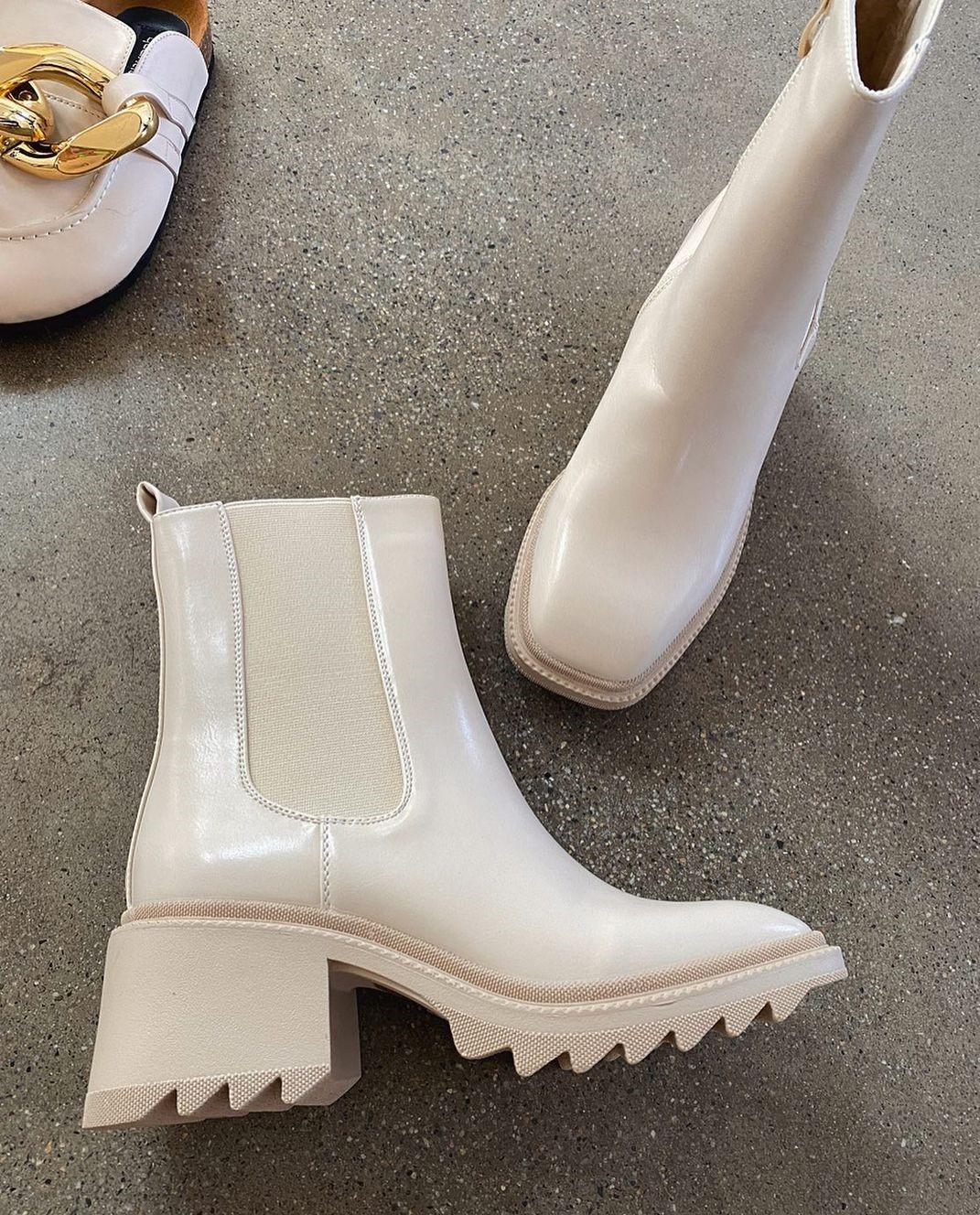White shoes fall winter 2021