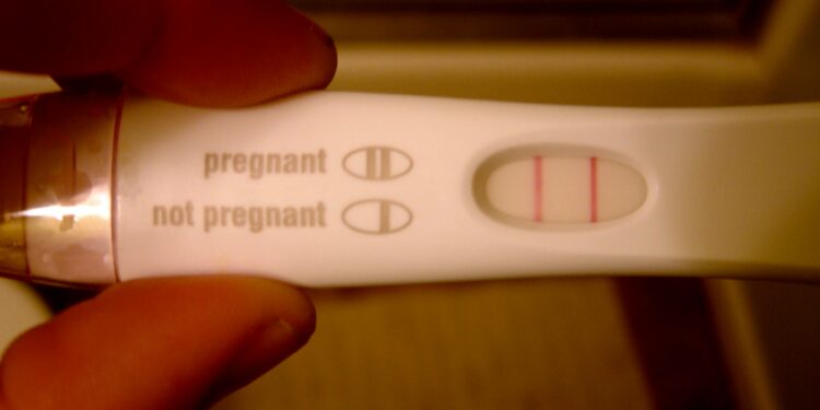 Тест на беременность апрель