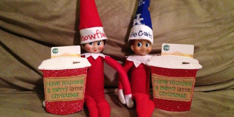 do-parents-move-the-elf-on-the-shelf-yes-or-no