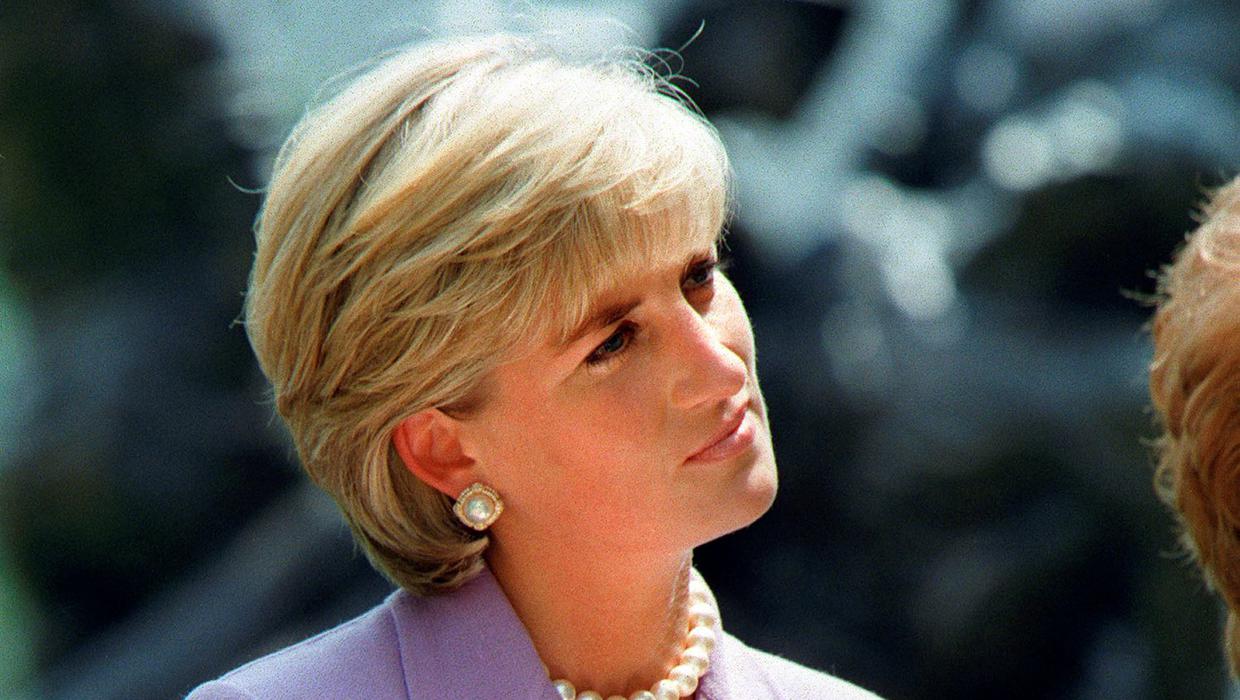 What brands did Princess Diana wear?