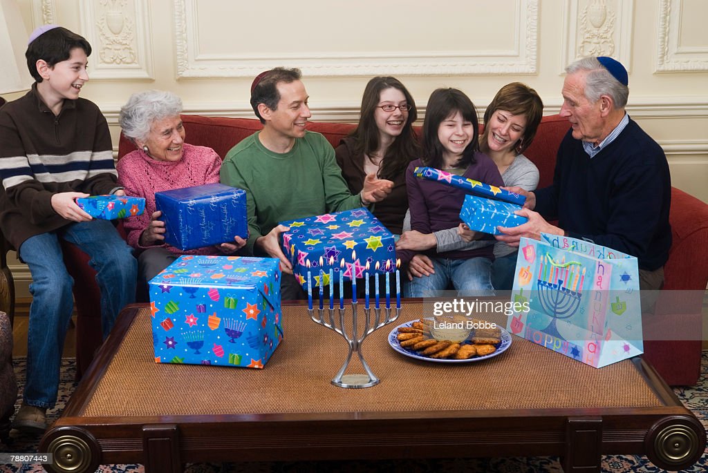 What Kind Of Gifts Do You Give For Hanukkah 