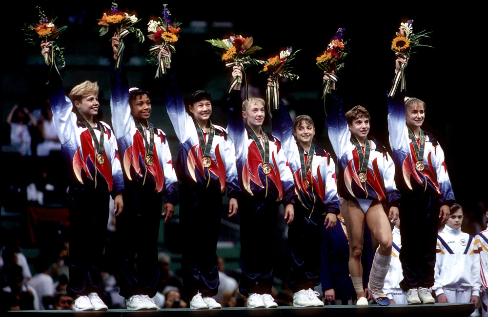 Who was the US gymnast who broke her ankle?