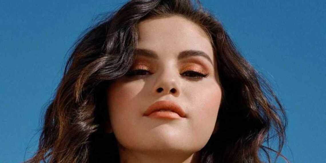Why Selena Gomez Quit Social Media 2266
